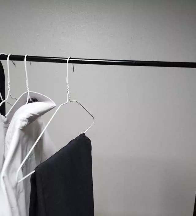 [네이버브랜드스토어 리뷰] 방마다 구매했어요.
