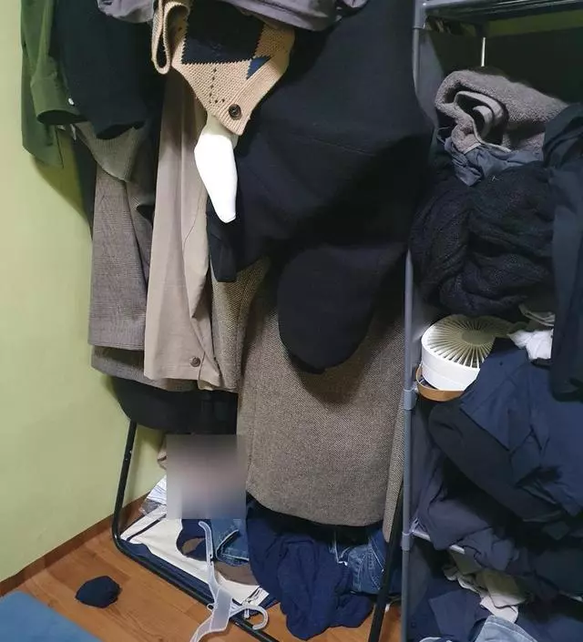 [네이버브랜드스토어 리뷰] 생각보다 튼튼해서 옷 많이 걸어도 돼요