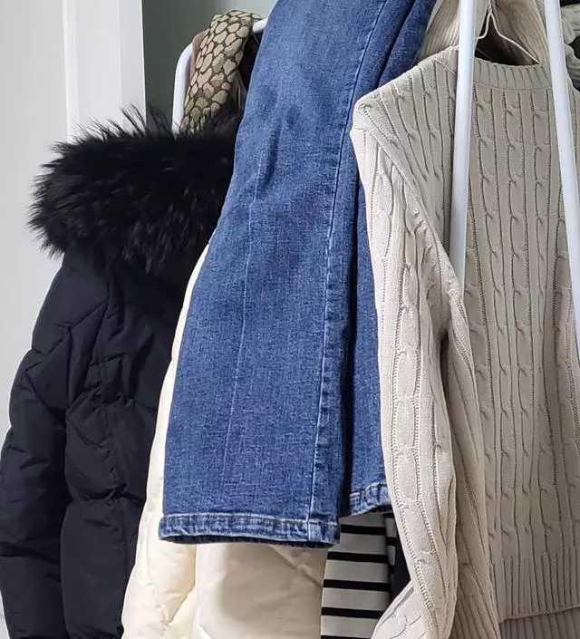 [네이버브랜드스토어 리뷰] 좁은공간에 딱쓰기 편리해요
