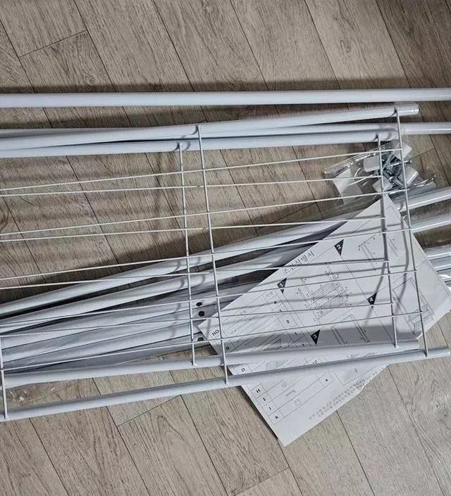 [네이버브랜드스토어 리뷰] 여자 혼자서도 충분히 조립가능하네요. 가성비 좋아요.