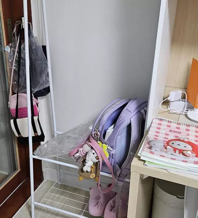 [네이버브랜드스토어 리뷰] 작은사이즈로 잉여공간 활용에 용이합니다