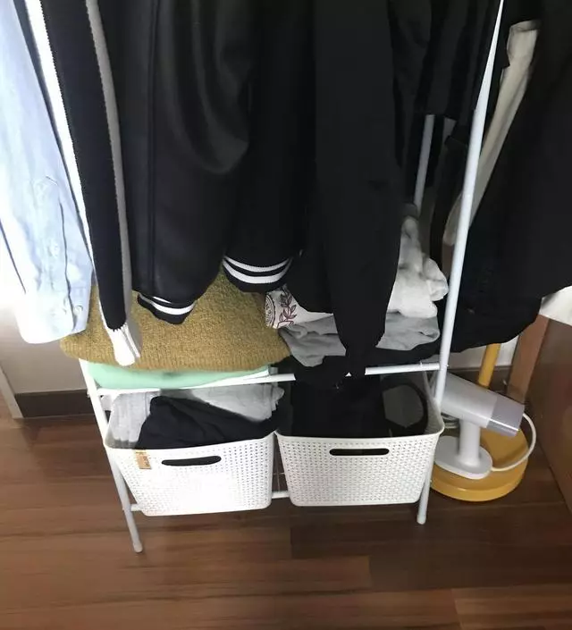 [네이버브랜드스토어 리뷰] 아이방에 옷 걸이가 부족해서 구매했어요  나름 마음에 듭니다   조립도 쉬웠어요