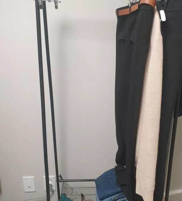 [네이버브랜드스토어 리뷰] 가볍게 사용하기 좋아요. 저는 가격대비 만족해요.