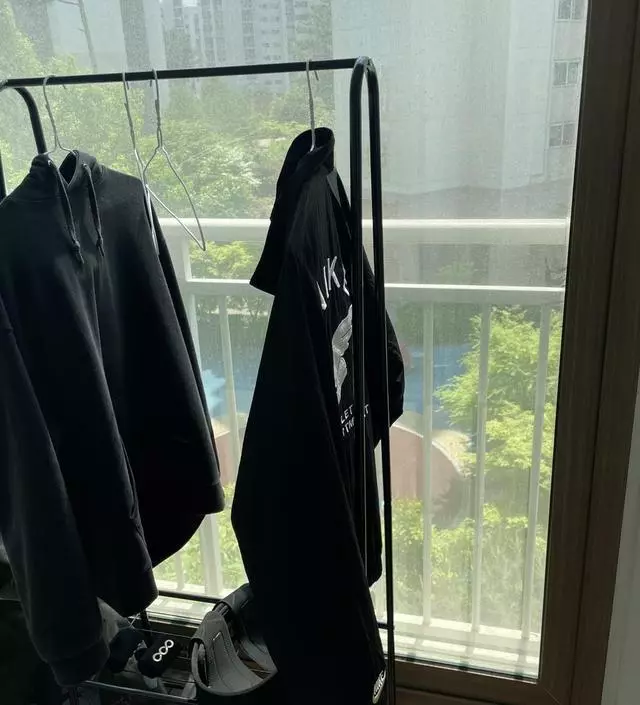 [네이버브랜드스토어 리뷰] 겨울옷 같이 너무 무거운 옷만 조심하면
