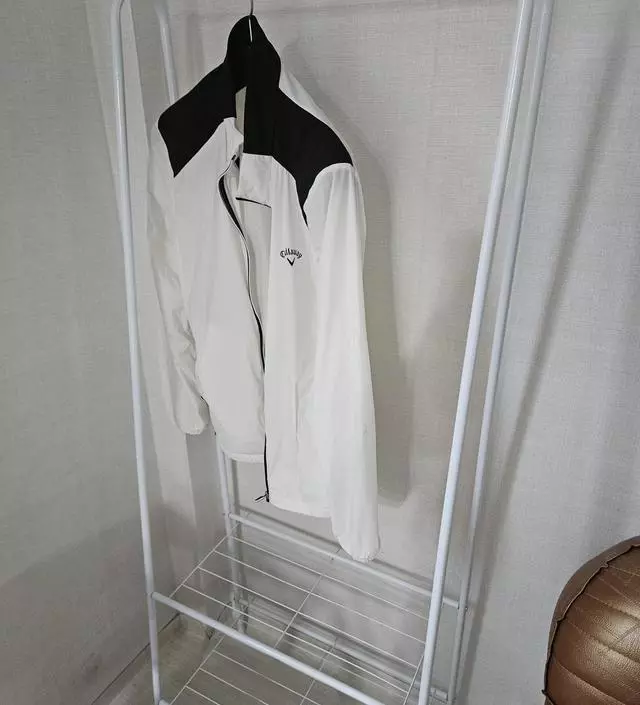 [네이버브랜드스토어 리뷰] 자렴하게 디자인 씸플 굿입니다.2개구매 만족합니다.