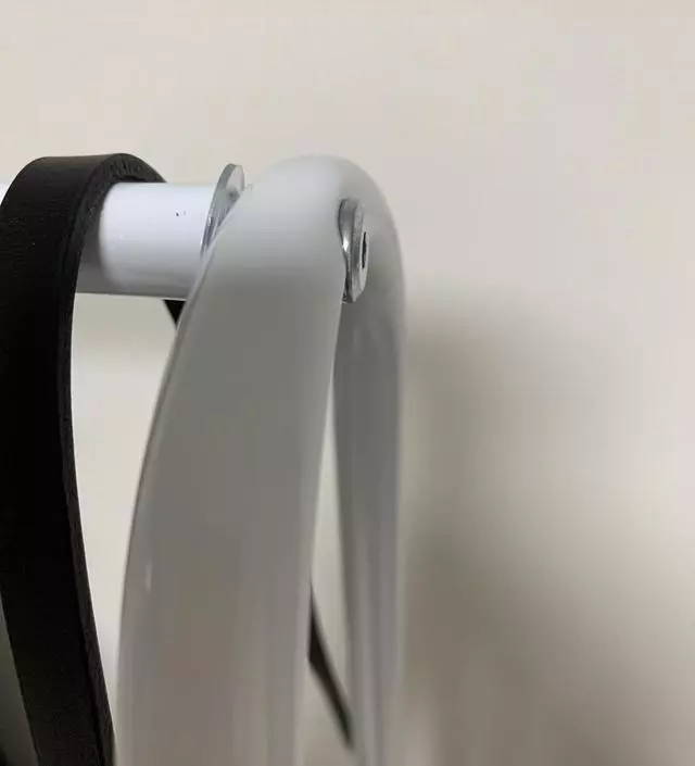 [네이버브랜드스토어 리뷰] 여자혼자 10분이면 충분히 만들수 있고요, 외출하고와서 걸어놓을 가벼운 외투를 걸 행