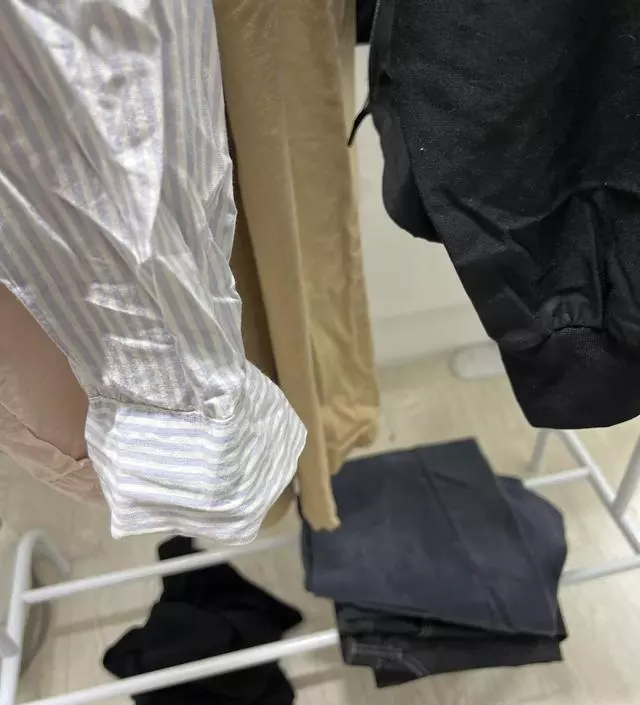 [네이버브랜드스토어 리뷰] 배송 하루만에 왔고 조립도 엄청 간단해요!! 10분정도 걸려서 금방 끝냈네요ㅎㅎ 수평이