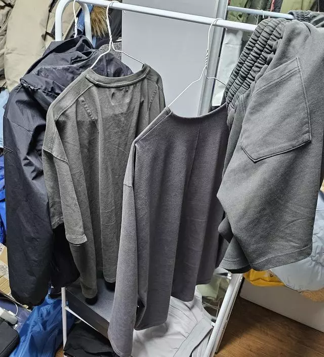 [네이버브랜드스토어 리뷰] 현재 방정리중이라 위치대충 잡았습니다ㅜ
