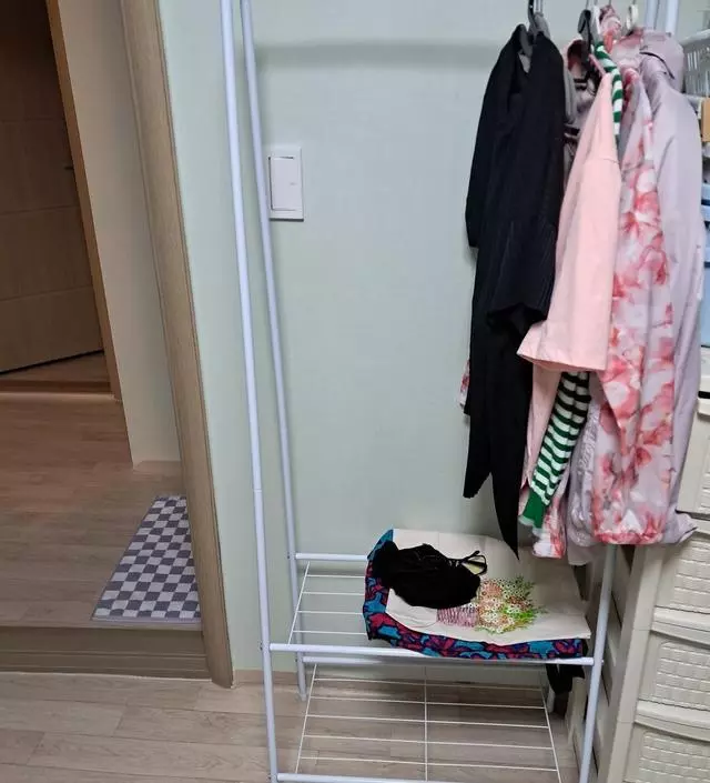 [네이버브랜드스토어 리뷰] 조립쉽고 조립후 흔들림없이 튼튼하고 이쁘네요