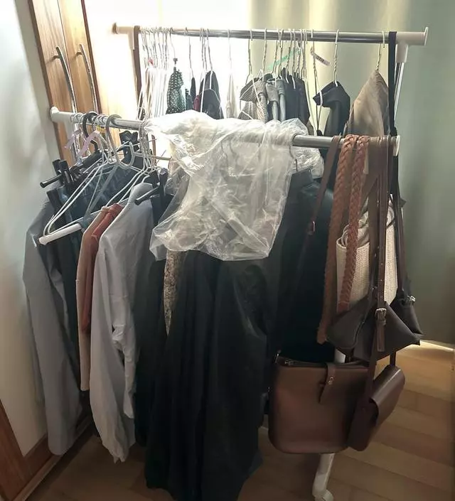 [네이버브랜드스토어 리뷰] 쓸만합니다 옷걸이로