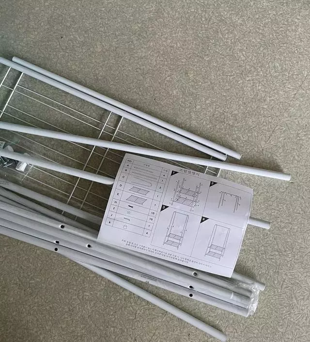 [네이버브랜드스토어 리뷰] 이 가격에 행거가 되네요?! 아주 만족스러워요!!