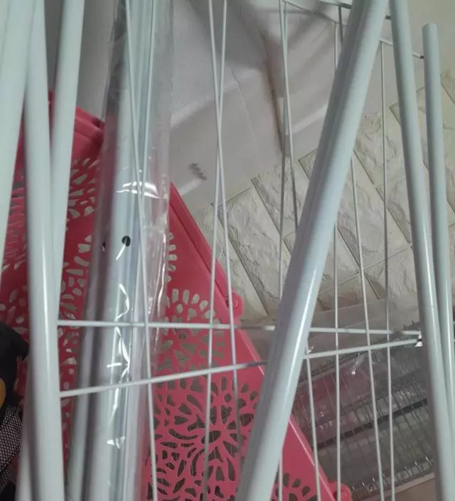 [네이버브랜드스토어 리뷰] 어제 주문하고 오늘 받았네요 아직 조립전 이지만 만족합니다.