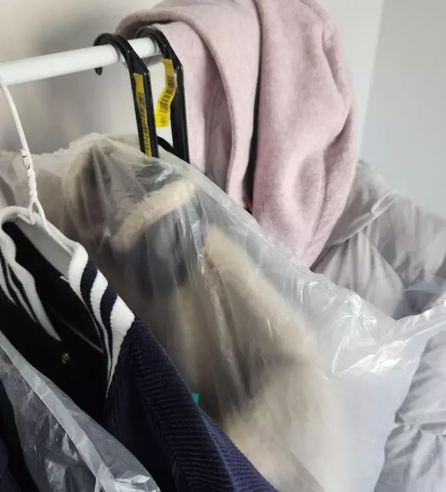 [네이버브랜드스토어 리뷰] 조금 약해보이긴 합니다.