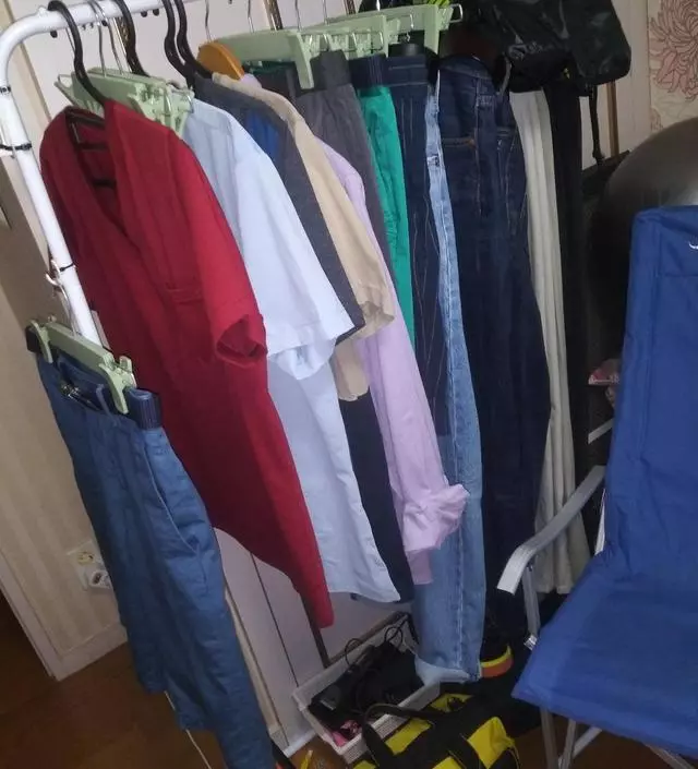 [네이버브랜드스토어 리뷰] 아무래도 저렴한 보급품이라 품질이나 내구성은 떨어지나 부담 없이 협소한 공간에 옷 