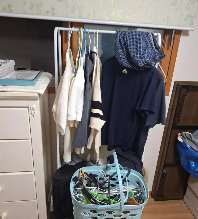 [네이버브랜드스토어 리뷰] 가격도 좋고  행거 역할도 좋은데
