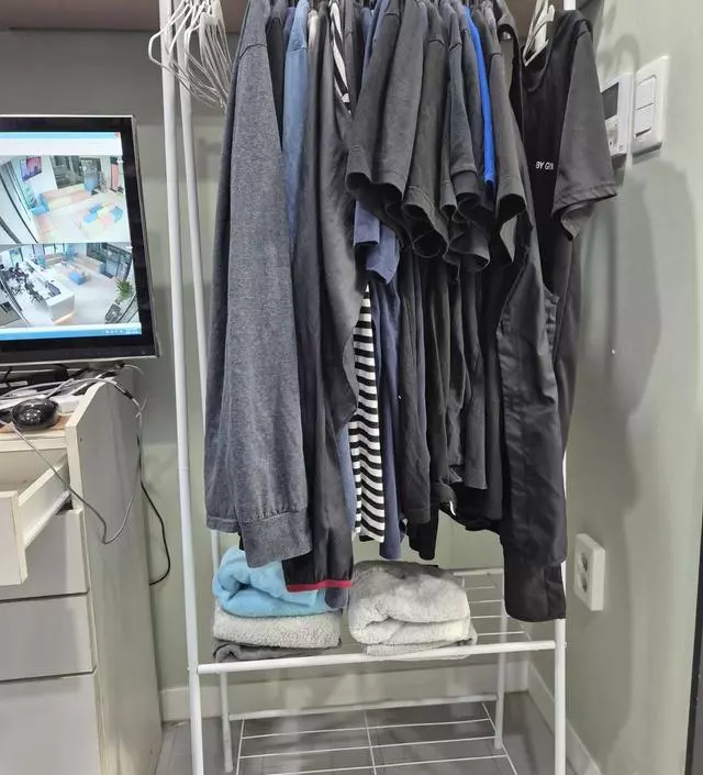 [네이버브랜드스토어 리뷰] 비교적 튼튼하고 조립이 쉽고 깔끔해요