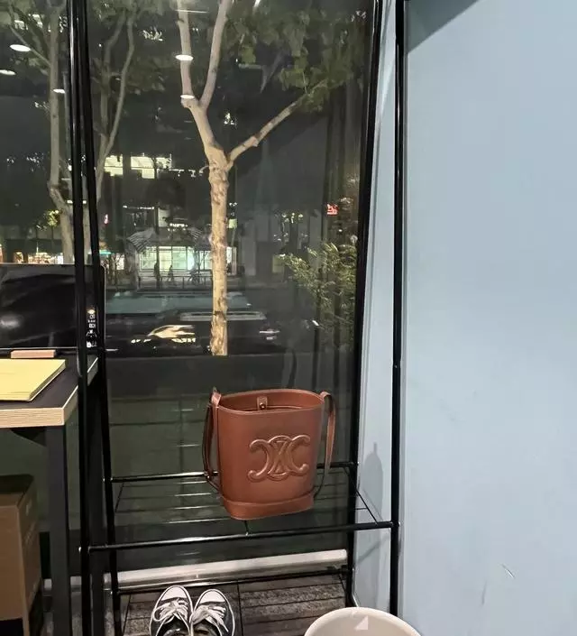 [네이버브랜드스토어 리뷰] 사무실에 놓고 쓰려고 구매했는데 가격대비 매우 만족해요 ㅎ