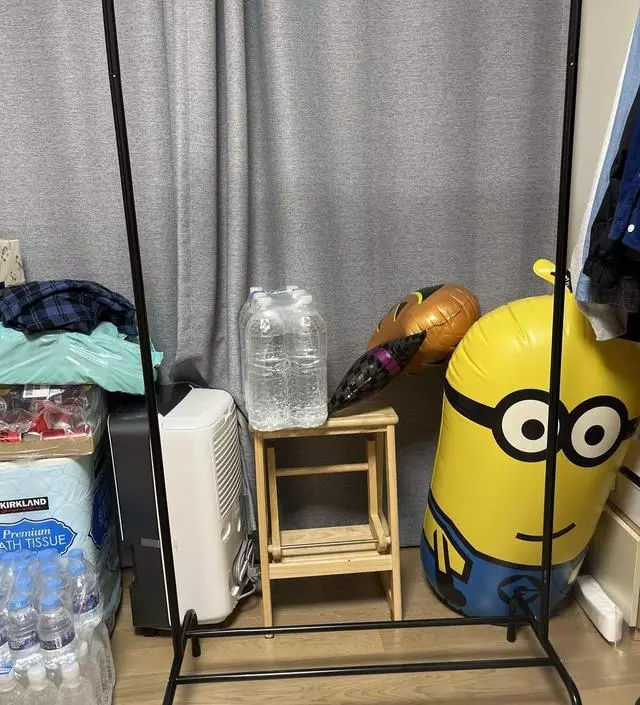 [네이버브랜드스토어 리뷰] 아직 정리는 못했는데 자리도 별로 안차지 하고 깔금하네요! 조립도 쉬워요