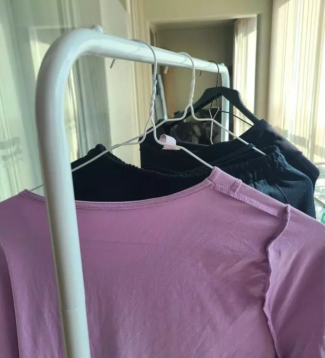 [네이버브랜드스토어 리뷰] 패딩 걸어놓으려고
