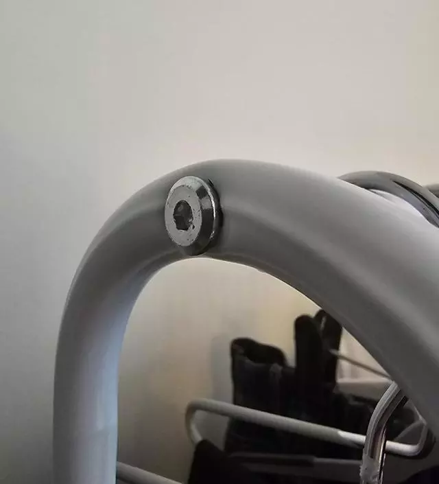 [네이버브랜드스토어 리뷰] 사이드 마감도 깔끔하고 예상보다 수납공간이 넓어서 잘쓰고 있슴니다!