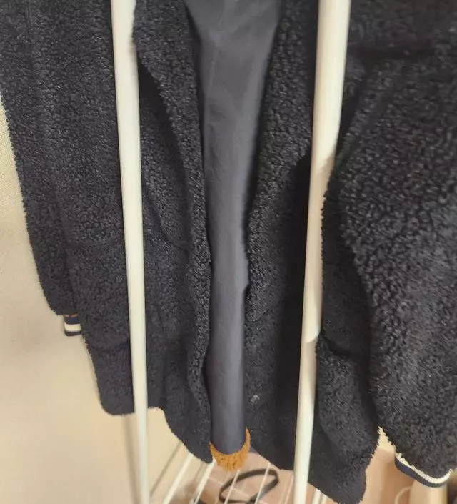 [네이버브랜드스토어 리뷰] 애기들 외투걸어놓으려고 샀어요 추울때 자주입는 외투요