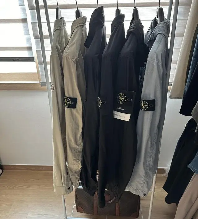 [네이버브랜드스토어 리뷰] 제품가볍고 설치하기쉬워요!
