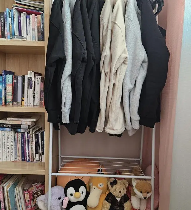 [네이버브랜드스토어 리뷰] 아이방 책장옆에 공간이 비어서..
