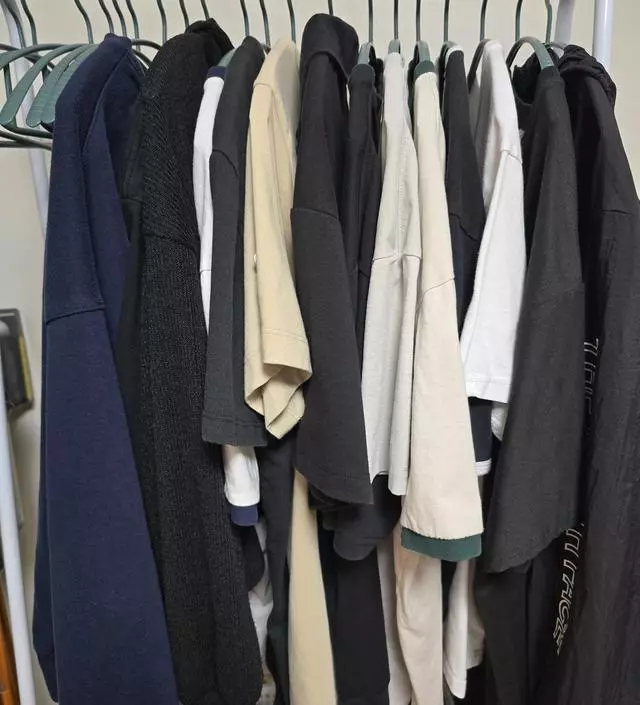 [네이버브랜드스토어 리뷰] 아이옷 걸어두려고샀는데 좋네요