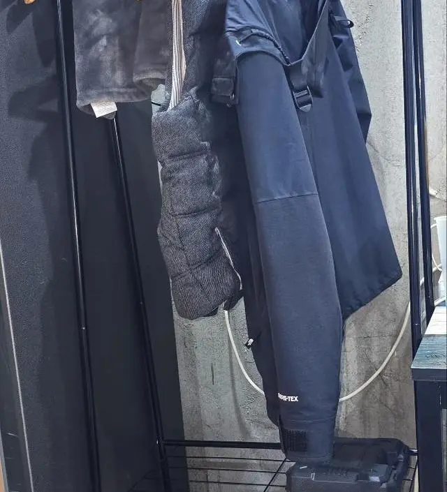 [네이버브랜드스토어 리뷰] 주문한지 하루도 안되서 도착하는 총알배송
