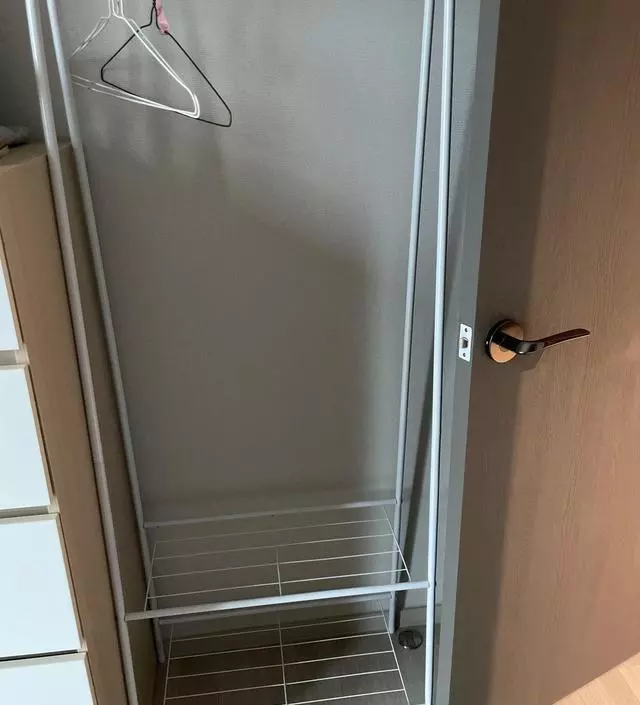 [네이버브랜드스토어 리뷰] 겨울이오니 아이들 외투를 걸어둘 행거가 필요해 주문했는데 너무 좋네요