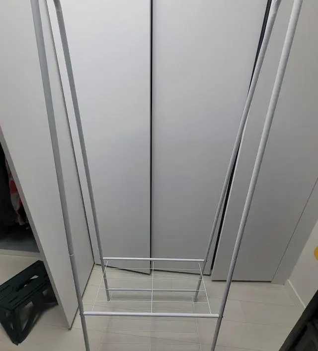 [네이버브랜드스토어 리뷰] 여자혼자 가뿐하게 설치가능.너무 좋네요 좁은공간에 필요해서 구입했는데 딱좋아요