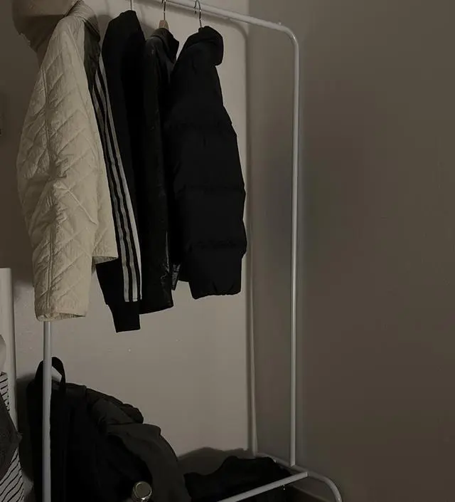 [네이버브랜드스토어 리뷰] 10분만에 조립했어요! 간편하고 좋네요 디자인도 심플하니 맘에 들어요