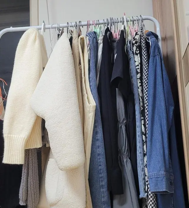 [네이버브랜드스토어 리뷰] 작은사이즈원했는데 괜찮아요 자리마니 안차지하고 좋네요