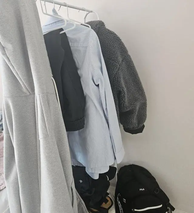 [네이버브랜드스토어 리뷰] 가성비 괜찮은것같아요.부품 넉넉해서 좋구요.