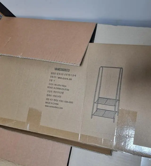 [네이버브랜드스토어 리뷰] 가성비로 굿이에요 오래쓸생각안하고 당장 필요해서 저렴한걸로 구먀햇는데.. 리뷰도 좋