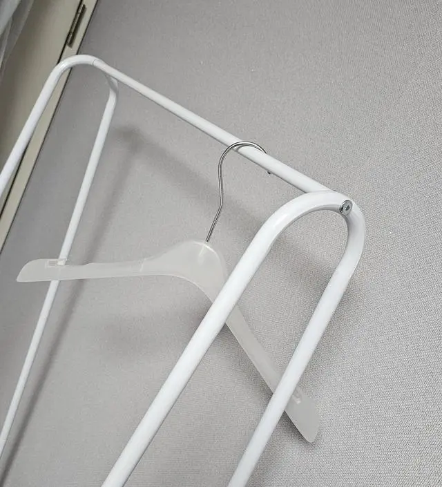 [네이버브랜드스토어 리뷰] 간단하게 옷거는용도로 좋아요