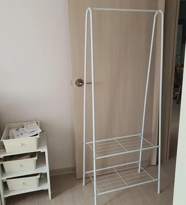 [네이버브랜드스토어 리뷰] 아이방에 놓으려고 샀는데 사이즈도 아담하니 좋아요 조립도 간편해요