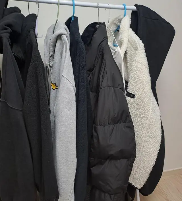 [네이버브랜드스토어 리뷰] 아들 겨울옷걸려고 주문했는데 잘 사용하고있어요.튼튼합니다.