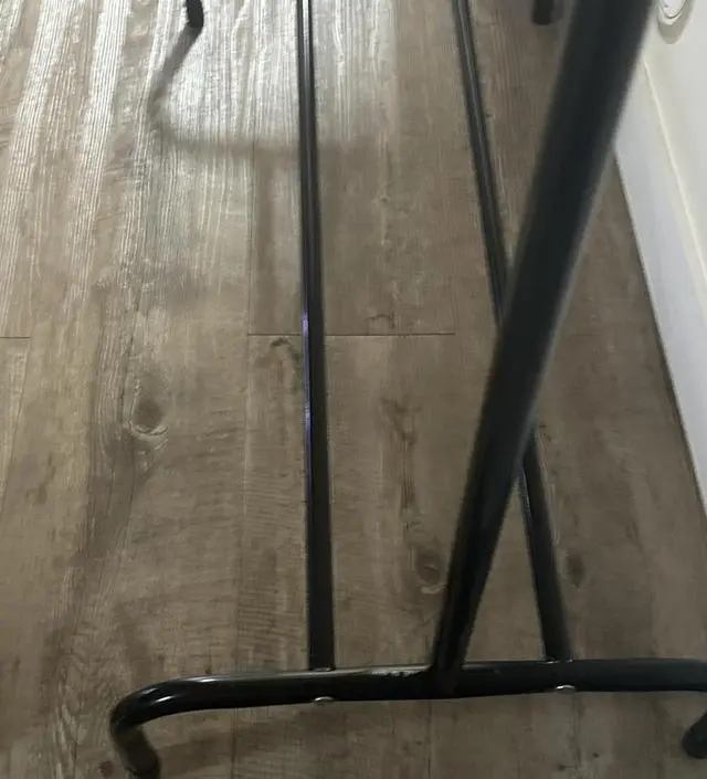 [네이버브랜드스토어 리뷰] 딱 가격대비 제품입니다 무게를 얼마나 버텨줄지 생각이 듭니다