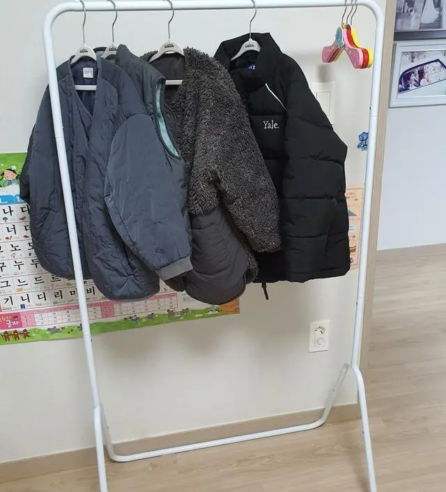 [네이버브랜드스토어 리뷰] 군데 군데 마감이 매끄럽지 않아요