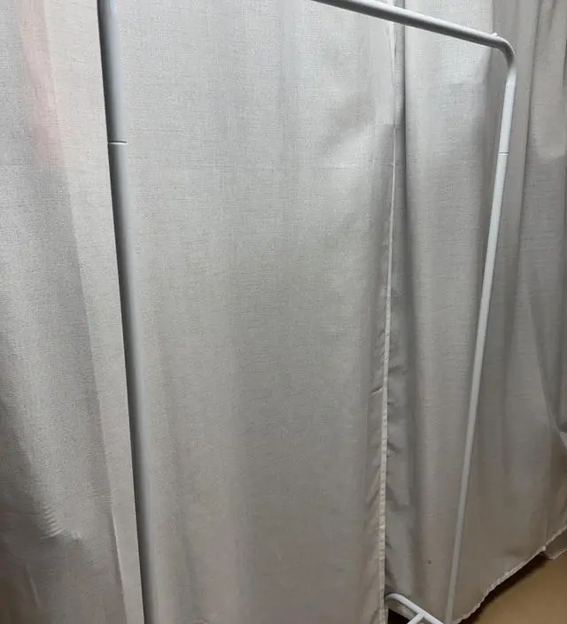 [네이버브랜드스토어 리뷰] 입었던 옷 걸어놓기
