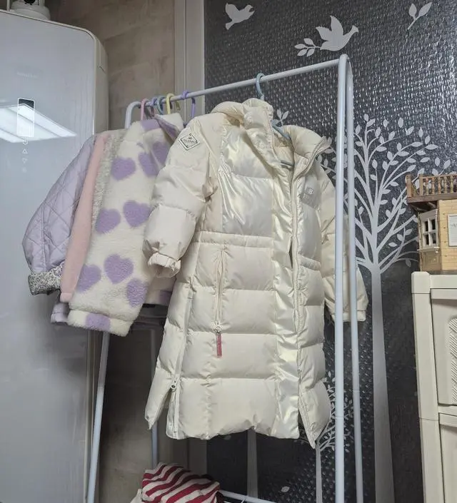 [네이버브랜드스토어 리뷰] 아이 겨울외투 걸어둘려고 구매했는데..
