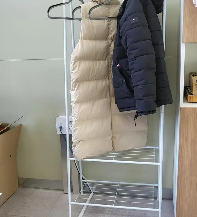 [네이버브랜드스토어 리뷰] 헹거가 얇네요ㅎㅎ
