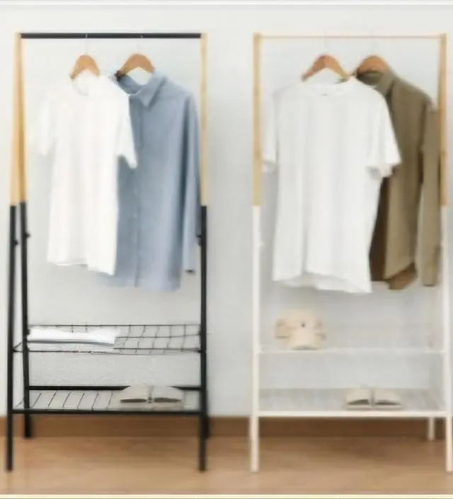 [네이버브랜드스토어 리뷰] 작은방에 옷걸이구매 했는데 사이즈 적당하고 사용하기 좋아요