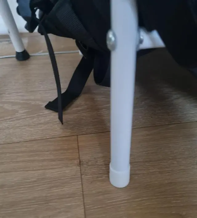 [네이버브랜드스토어 리뷰] 아주 굿입니다. 조립도 쉽고. 깨끗하니 아주 예뻐요! 바닥 마감도 튼튼! 흠집 안나겠어