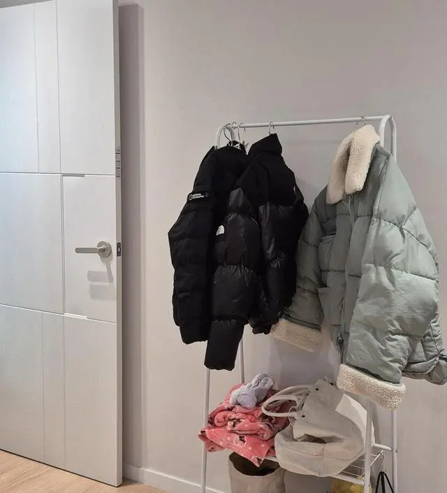 [네이버브랜드스토어 리뷰] 자리 차지않아고 좋아요.
