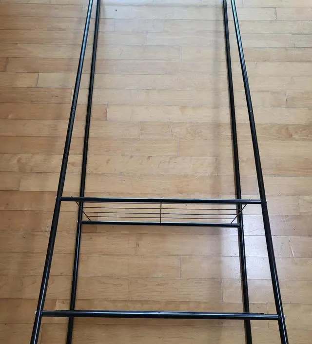 [네이버브랜드스토어 리뷰] 아이방에 그날 입은옷 걸려고 구매했는데 가격대비 좋습니다. 흰색이 품절이 돼서 검정