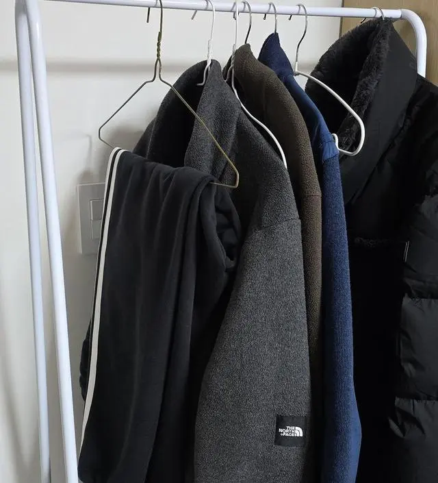 [네이버브랜드스토어 리뷰] 설명서 내용이 살짝 부족합니다. 딱히 튼튼해 보이진 않습니다만 사용할만 합니다.