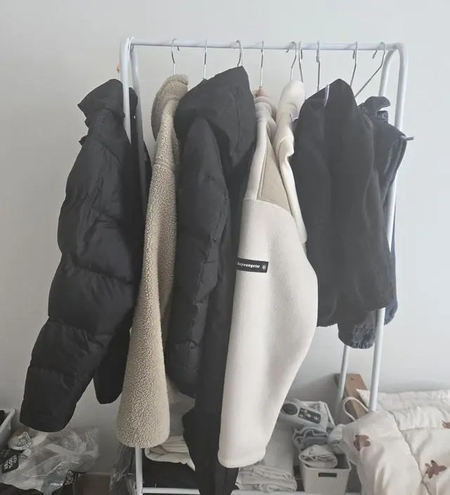 [네이버브랜드스토어 리뷰] 상품가성비좋아요  아이들이 옷도혼자서 잘걸어요