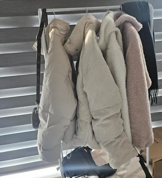 [네이버브랜드스토어 리뷰] 견고함은 좀 떨어져요 간단하게 쓰기좋음